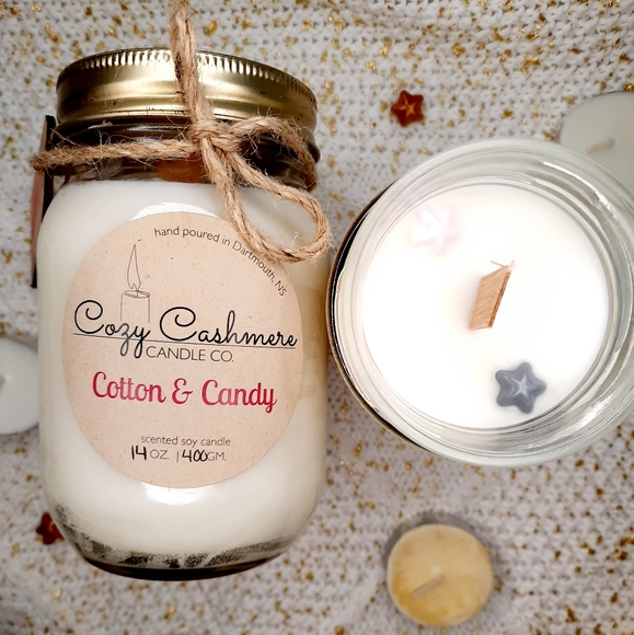14oz Cotton & Candy Soy Hand Poured Wood Wick Candle - Picture 10 of 13